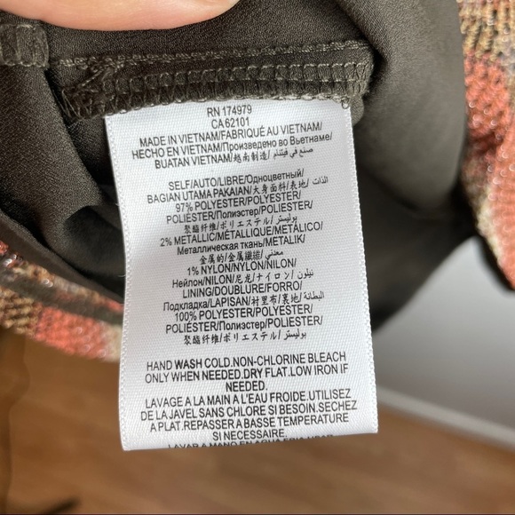 BCBGeneration Chevron Lace Back‎ Flutter Sleeve V-Neck A-Line Mini Dress X-Small - Picture 3 of 7